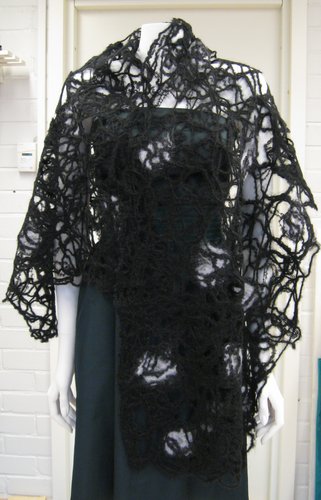 Vapaalankahuovutettu huivi