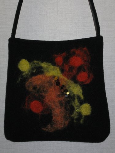 Huopalaukku "Revontuli" musta suora malli